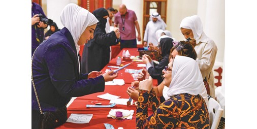 ورشة تعريفية بالتطريز بإبرة النفاش في بيت السدو