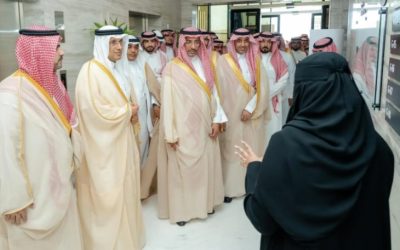 وزير الصناعة يتفقد المشروعات الجديدة في المدينتين الصناعيتين بالدمام لتعزيز التنمية الاقتصادية.