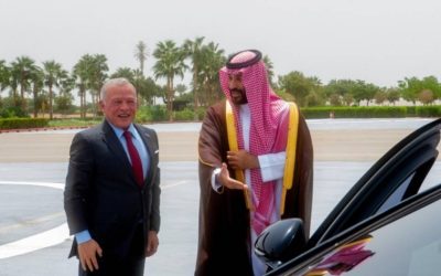 وصول ملك الأردن إلى نيوم واستقبال ولي العهد له