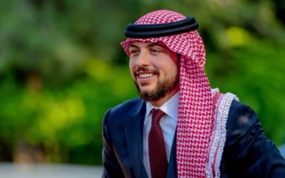 ولي العهد يشارك في صلاة الجمعة بمسجد الملك الحسين بن طلال في عمان