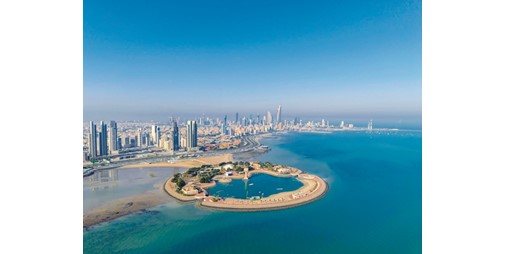 أجواء مغبرة وأمطار متفرقة خلال العطلة مع درجات حرارة معتدلة نهاراً وبرودة قوية ليلاً