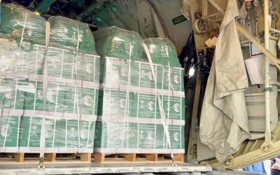 الطائرة الـ 78 تصل لغزة لإغاثة الشعب الفلسطيني