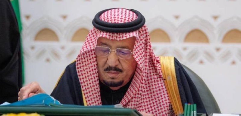 ترحيب حكومي بطلب العليمي لعقد مؤتمر شامل للمكونات اليمنية الجنوبية في الرياض