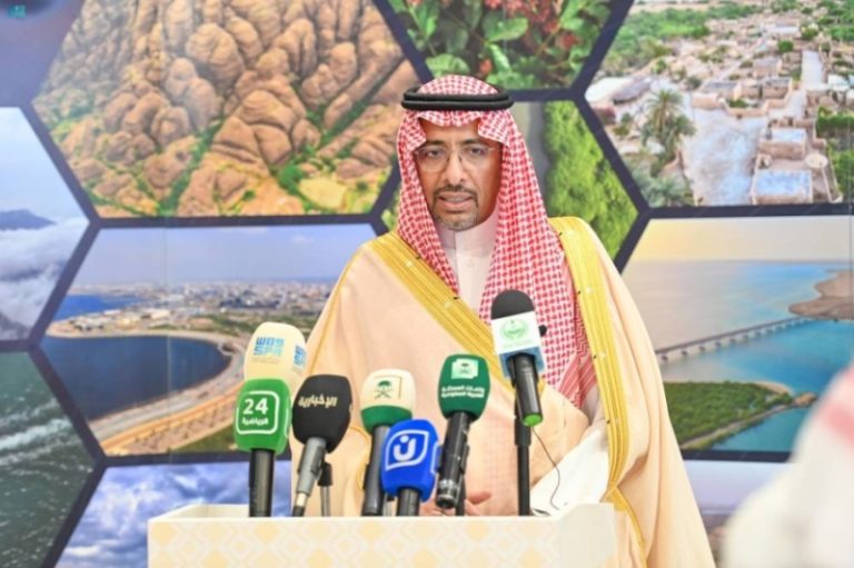 وزير الصناعة: منطقة جازان تلعب دورًا محوريًا في إستراتيجية الوزارة وتحقق تقدمًا مستمرًا.